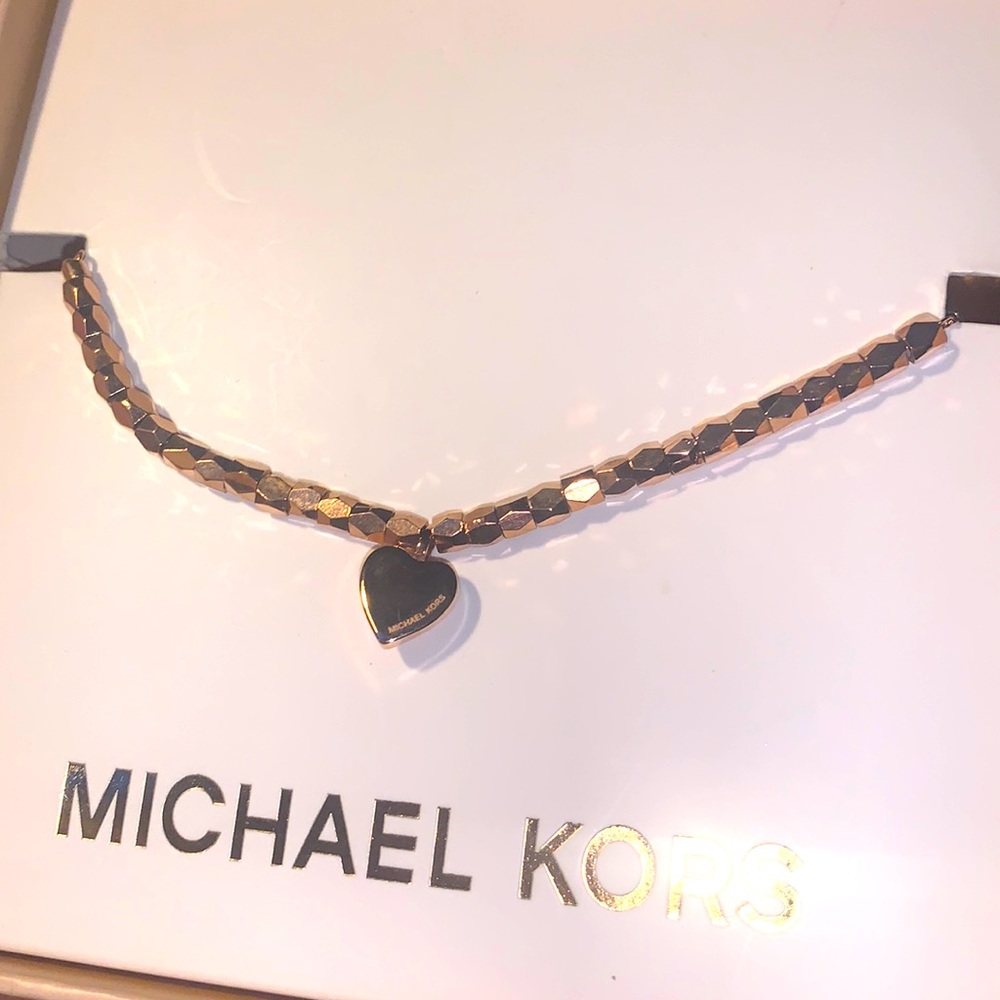 New Michael Kors Rose Gold Heart Polished Bracelet MKJ6594791 New in box - Picture 2 of 9